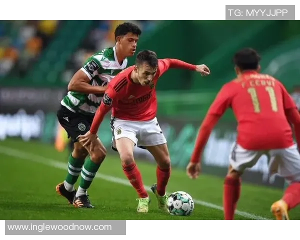 西安足球队在锦标赛中以92分稳居榜首争冠形势一片大好